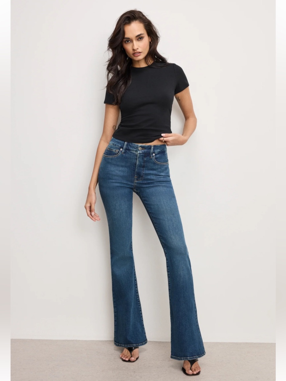 Good American   NWT “Good Legs Flare”Blue 
Mid-Rise Jeans  Size 10/30